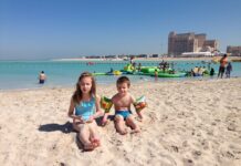 Rodina v Kataru děti, Katar