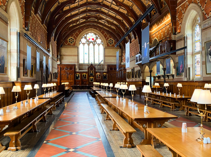 #36 Jídelna Jídelna koleje Keble, Oxford