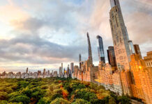 USA 2022 – Školy a naháči